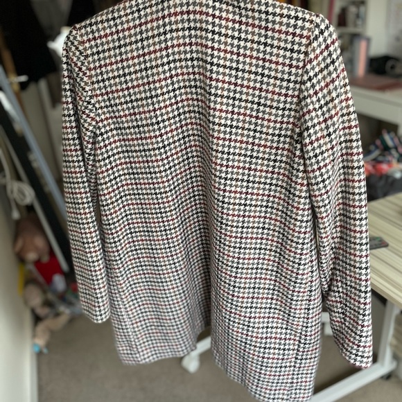 Old Navy Patterned Coat - Picture 4 of 7
